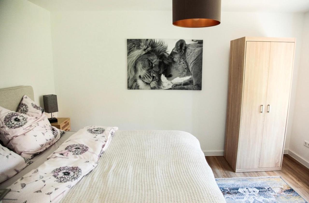 Ferienwohnung Familienglueck 图青 外观 照片