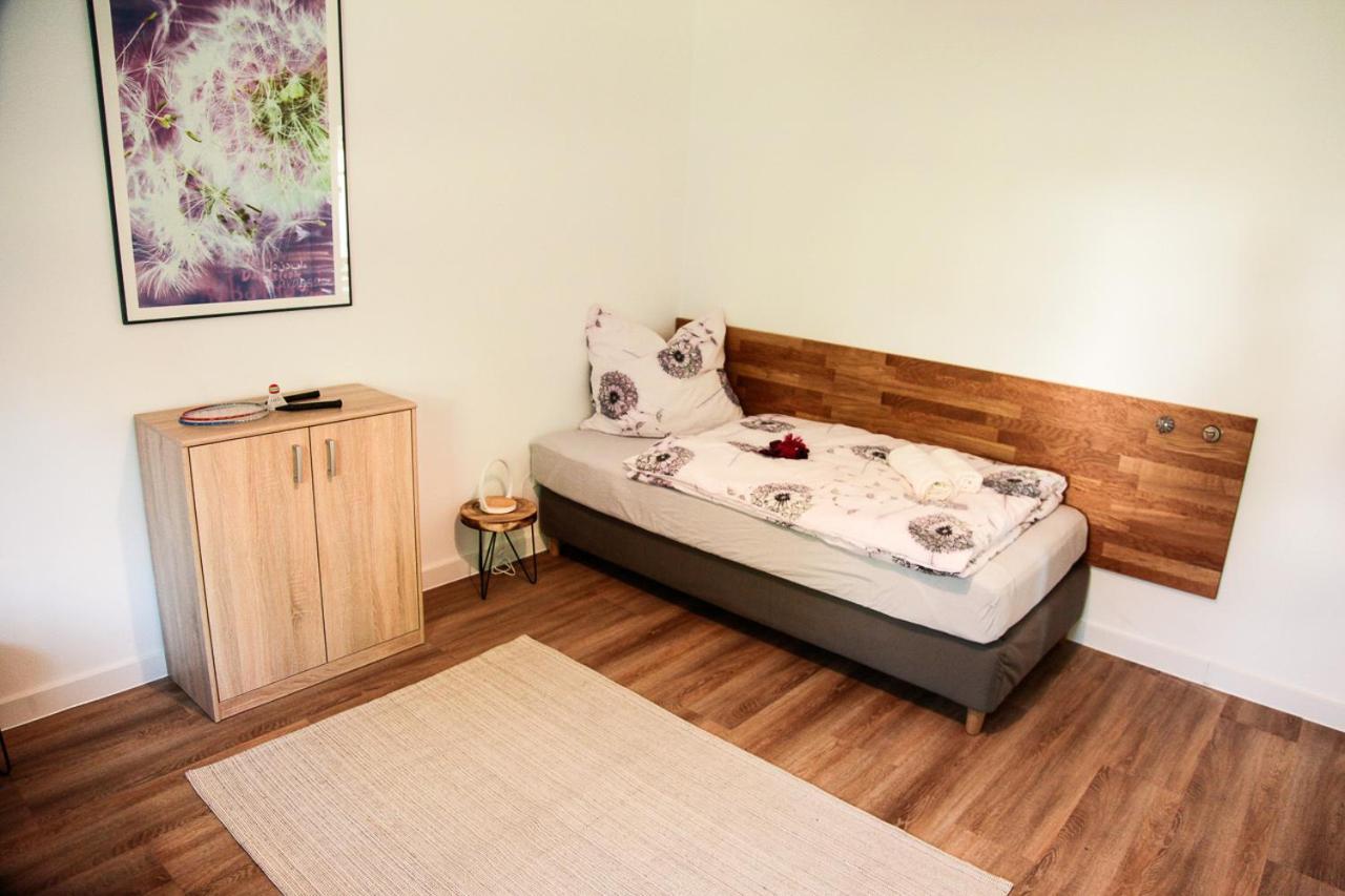 Ferienwohnung Familienglueck 图青 外观 照片